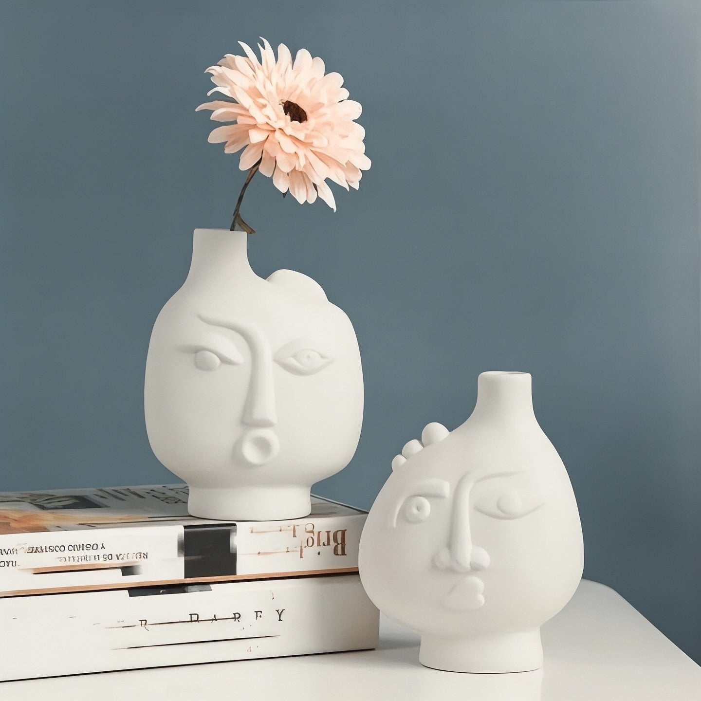 Dekorux - Abstract Faces Vase